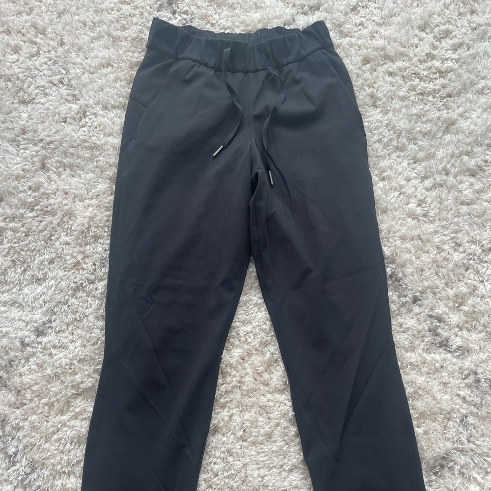 Lululemon On The Fly Crop Pant Size 2